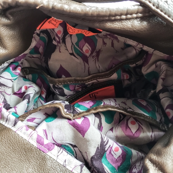 Free w/ purchase! Zara Vintage Hobo Bucket Bag - Picture 15 of 16